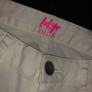 Women’s size 6 ankle WHITE JEGGINGS